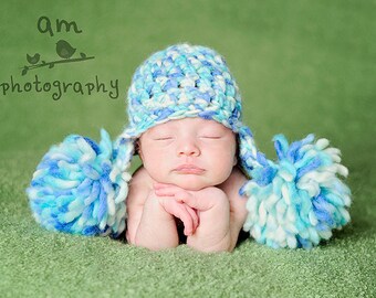 Download PDF crochet pattern 026 - Newborn Double Pompoms earflap Hat - Quick and Easy