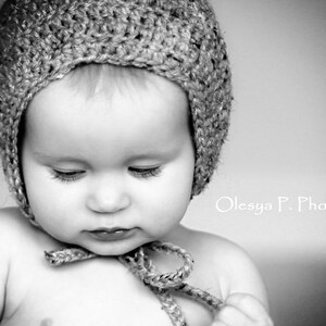 Download PDF crochet pattern 059 Classic bonnet Multiple sizes from newborn through 12 months image 2