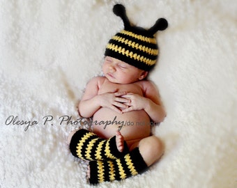 Download PDF crochet pattern - Bumble Bee hat and leg warmers