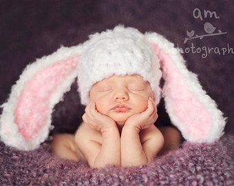 Download PDF crochet pattern 036 - Floppy ears Bunny hat - Multiple sizes from newborn through 12 months