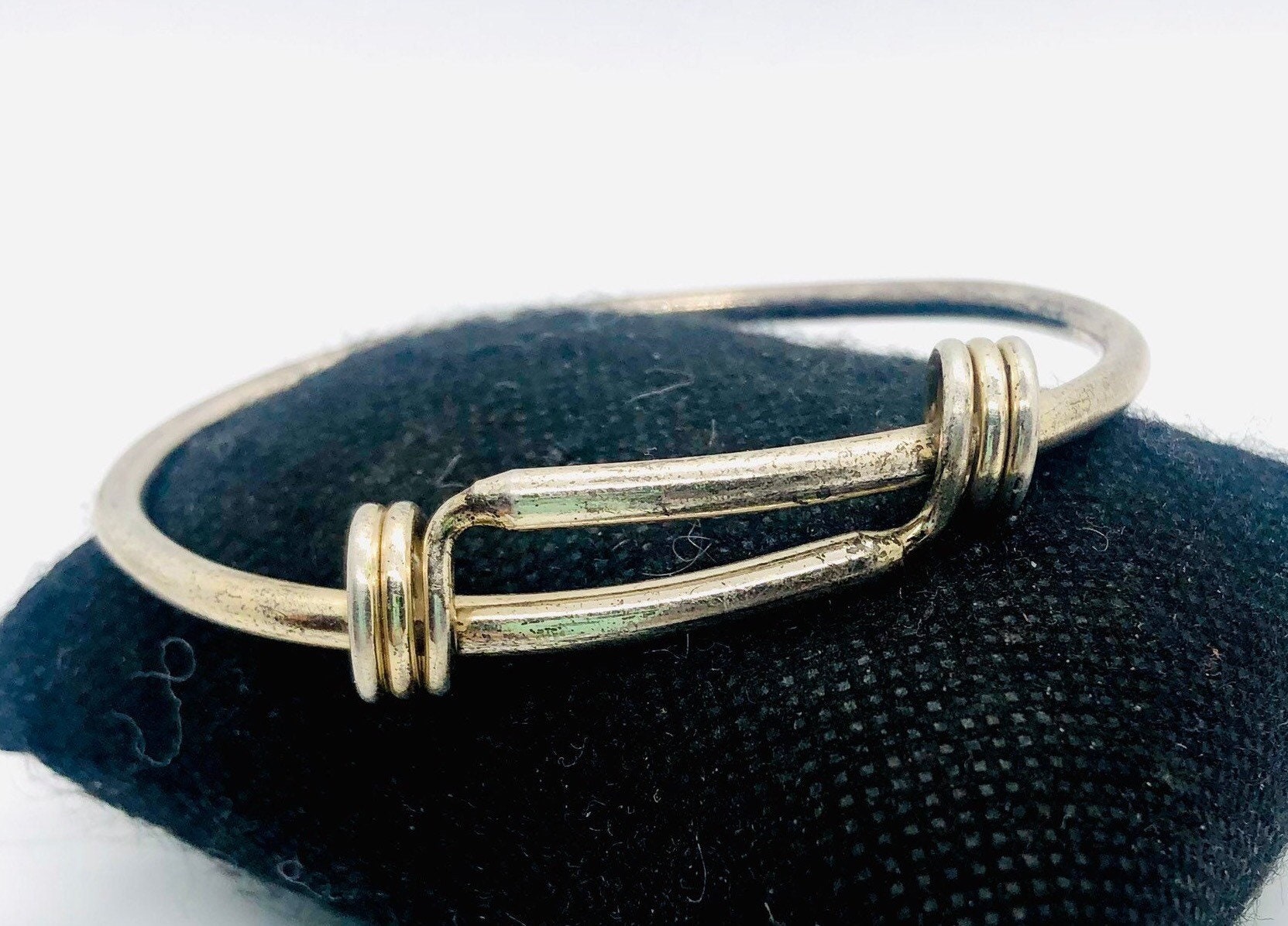 MMA Metropolitan Museum of Art Sterling Silver Bracelet 27.5