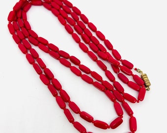 Long Lipstick Red Glass Beaded Necklace 52 Inches Vintage Jewelry