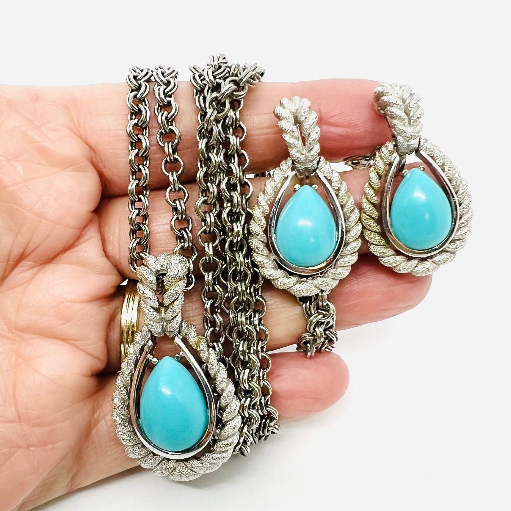 Avon 1972 Blue Teardrop Faux Turquoise Necklace & Earrings