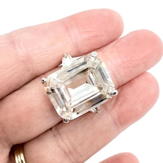 Kenneth Jay Lane KJL Large Clear Faceted Glass Ri… - image 1