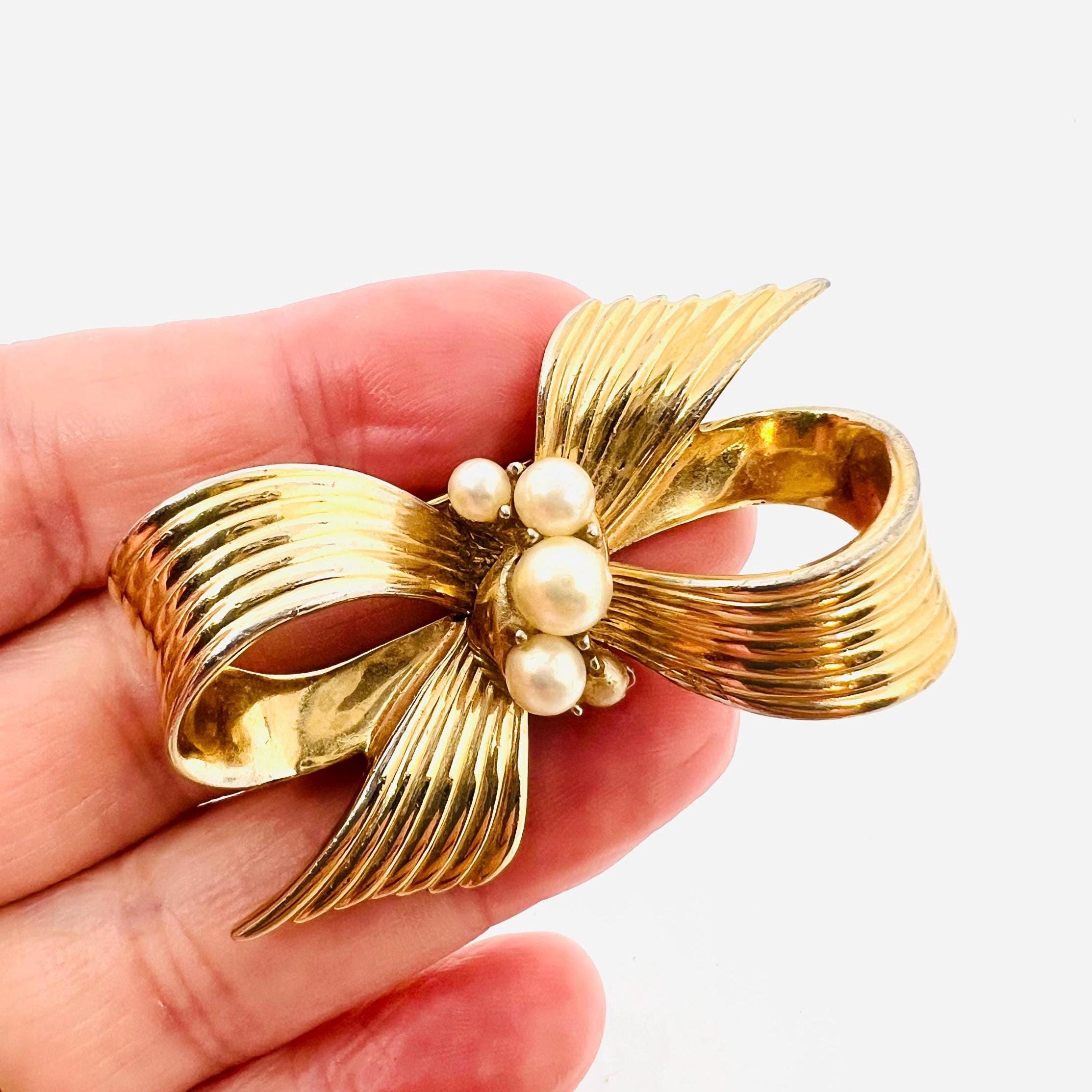 Vintage Joseph Mazer Jomaz Gold Rhinestone & Pearl Floral