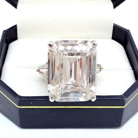 Kenneth Jay Lane KJL Large Clear Faceted Glass Ri… - image 2