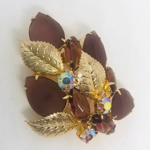 Frosted Purple Rhinestone Brooch Etched Leaf Overlays Juliana ? Vintage Designer Jewelry