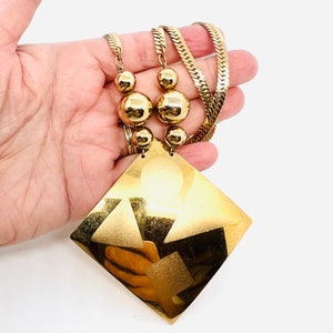 Large 80’s Gold Tone Embossed Geometric Design Necklace Vintage Designer Jewelry