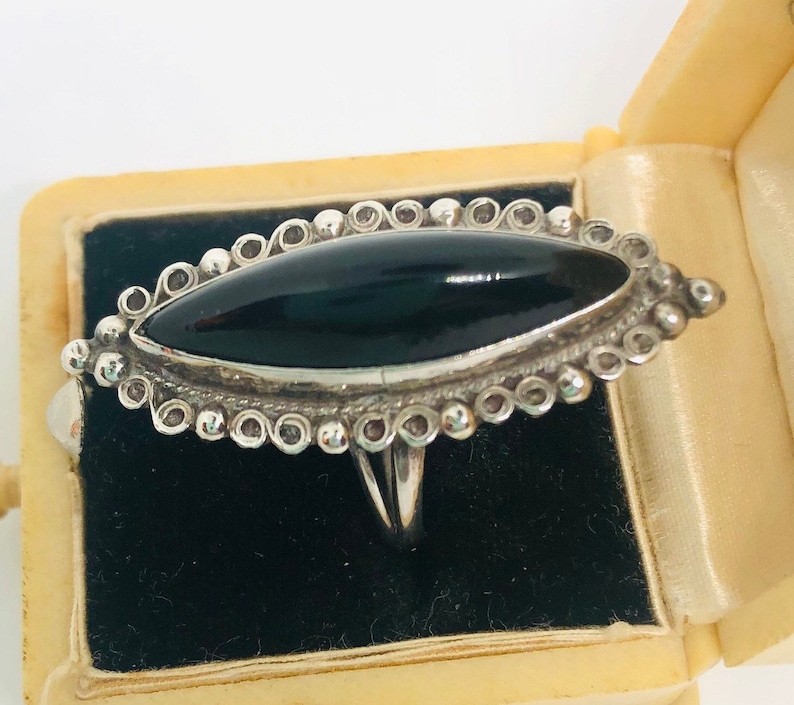 Large Sterling Silver Mexico Onyx Ring Ornate Crown Mark Sz 6.5 Vintage Jewelry