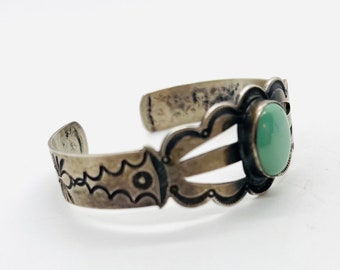 Collector Alert! Navajo Ray Adakai Purple Shell Turquoise Native American Jewelry Silver Bracelet Collector Alert! Navajo Ray Adakai Purple Shell Turquoise Native American Jewelry Silver Bracelet