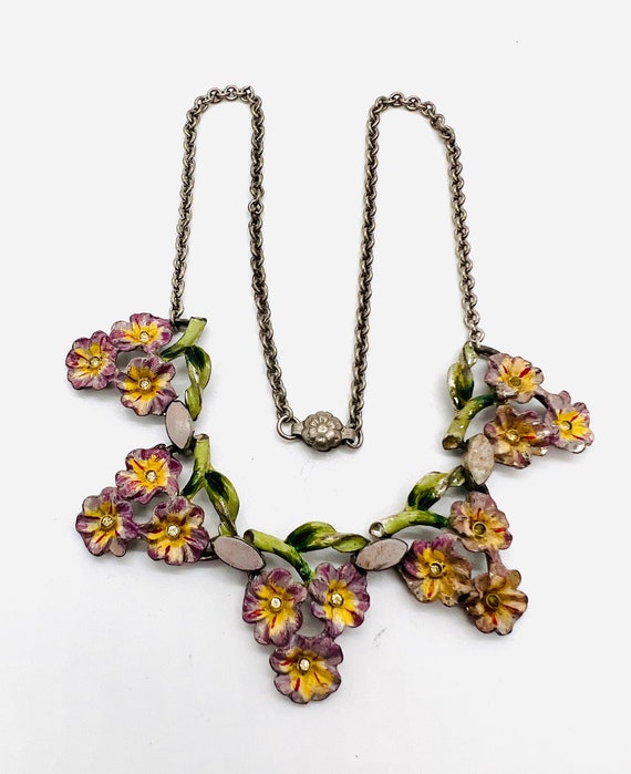 Early 1942 CORO Lavender & Green Enameled Necklac… - image 3