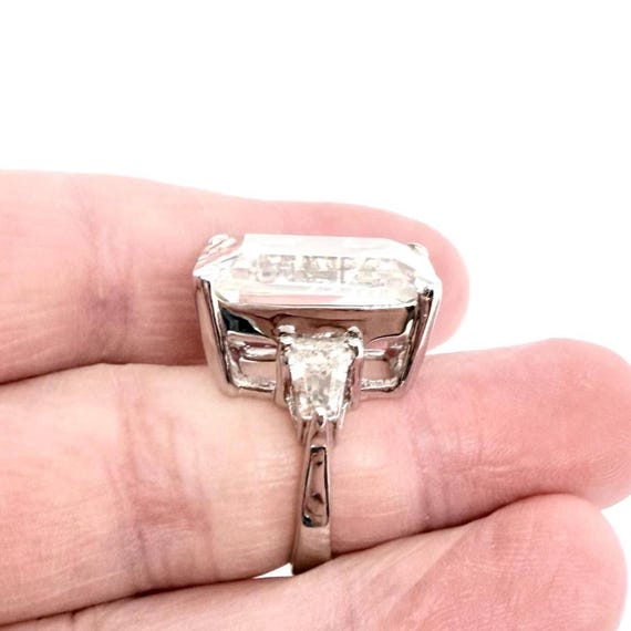 Kenneth Jay Lane KJL Large Clear Faceted Glass Ri… - image 7