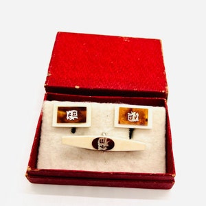 Vintage Bovine Bone Cufflink & Tie Clasp Set: Faux Tortoiseshell Asian Design