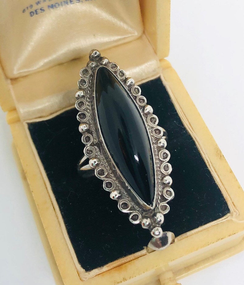 Large Sterling Silver Mexico Onyx Ring Ornate Crown Mark Sz 6.5 Vintage Jewelry