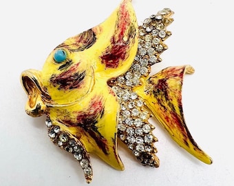HATTIE CARNEGIE Enameled ANGELFISH & Rhinestone Brooch Signed Vintage Designer Jewelry
