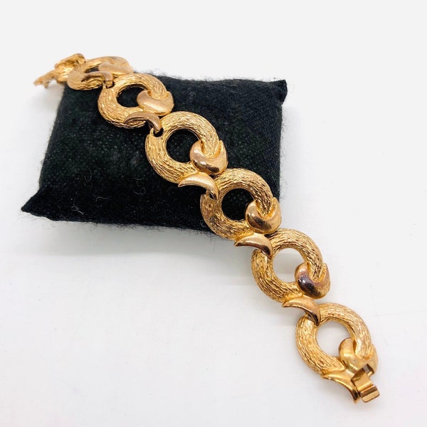 LES BERNARD Vo Gold Tone Textured Link Bracelet Signed Vintage Designer Jewelry