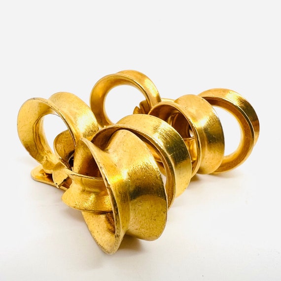 Long Modernist Matte Gold Tone Interlocking Rings… - image 7
