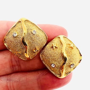 PARK LANE Textured Gold Tone Stars & Rhinestone Earrings Signed Vintage Designer Jewelry