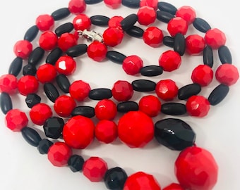 Art Deco Cherry Red & Black Faceted Glass Beaded Necklace 27 in Vintage Antique Jewelry