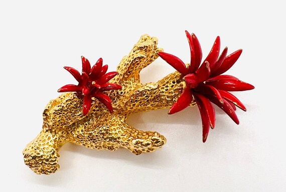 CASTLECLIFF Gold Tone Cast Red Enamel Coral Brooc… - image 6