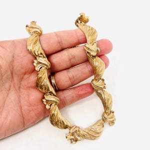 NAPIER Ornate Scrolling Swag Gold Tone Choker Necklace Signed Vintage Designer Jewelry