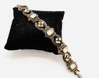 ART Arthur Pepper Opalescent Glass & Faux Pearl Bracelet Signed Vintage Designer Jewelry