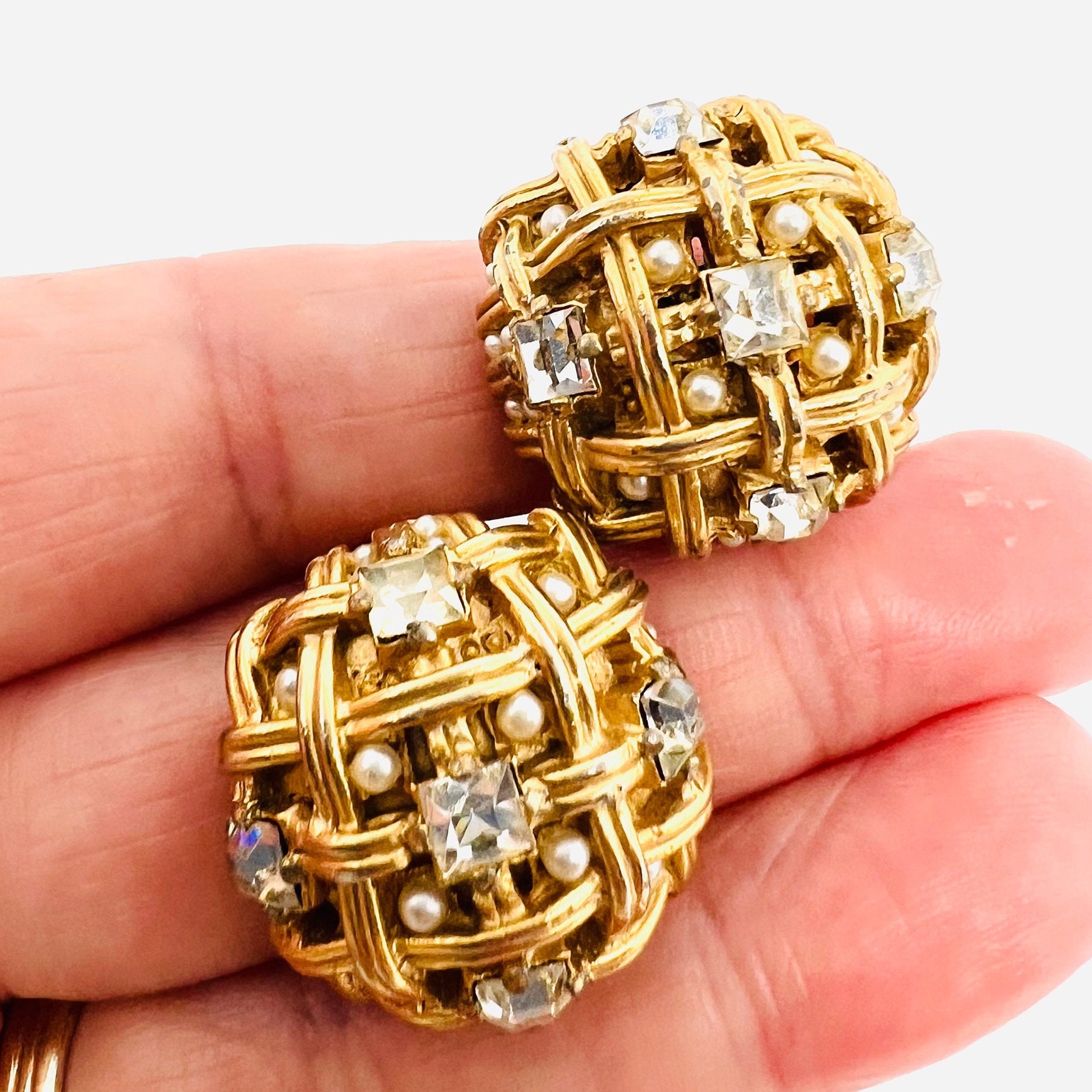 ■VINTAGE HOLLYWOOD■ Clear Bubble Earrings VH2336EA012B Clear Bubble Earrings – The Fashion Lounge