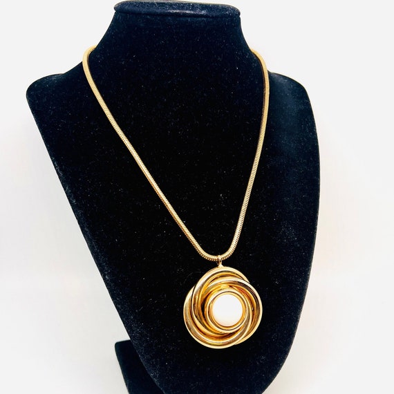 Large Knotted Gold Tone White Cabochon Necklace S… - image 4