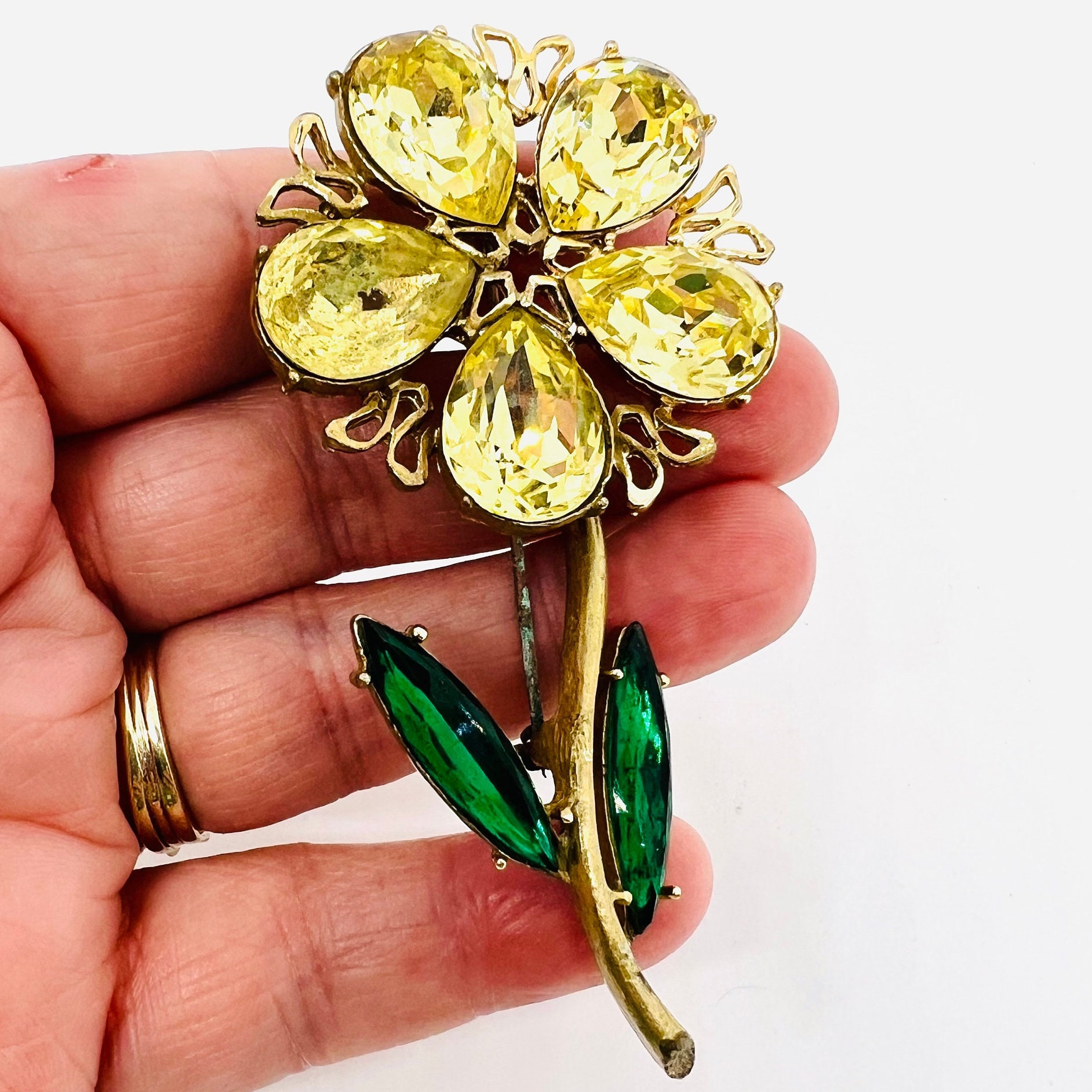 JA052ブローチ with ターコイズ Large DODDS Jonquil & Green Rhinestone Flower Brooch Signed
