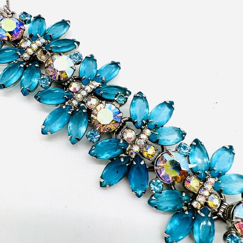 Wide JULIANA Delizza & Elster Cornflower Blue Rhinestone Bracelet Small Wrist Vintage Designer Jewelry shops