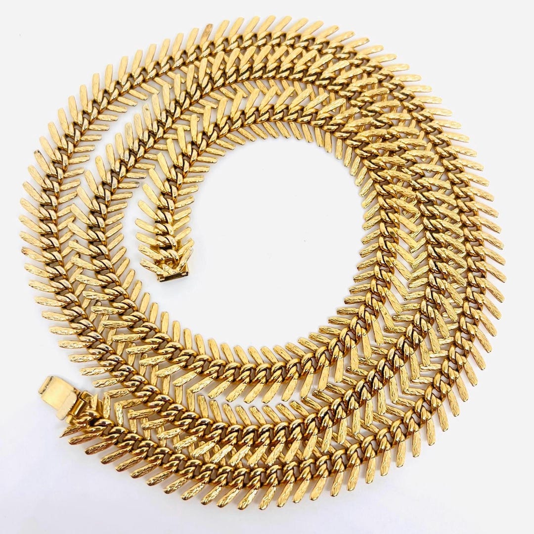 Long Textured Fish Bone Chain Articulated Necklace 30 Inch Vintage ...