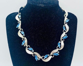 LISNER Blue Rhinestone Link Necklace Rhodium Plated Signed Vintage Designer Jewelry