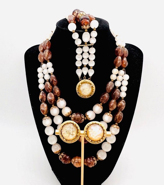 HOBE Necklace Bracelet Earrings Moonglow Lucite Parure Signed