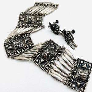 Vintage Sterling Silver Mexican Aztec Bracelet & Earrings Set