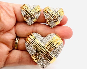 Sparkling Clear Rhinestone Criss Cross Brooch And Earrings Demi Vintage Designer Jewelry