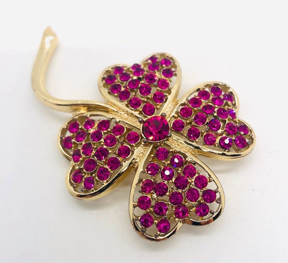 Large Sarah Coventry Fuchsia Rhinestone Flower Br… - image 5