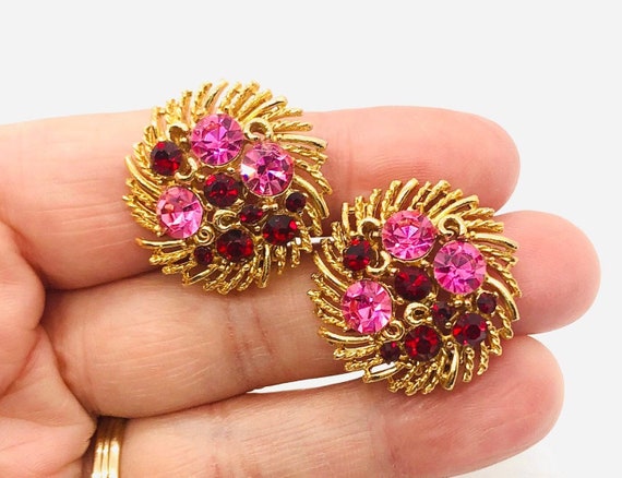 Beautiful LISNER Pink & Red Rhinestone Earrings S… - image 4