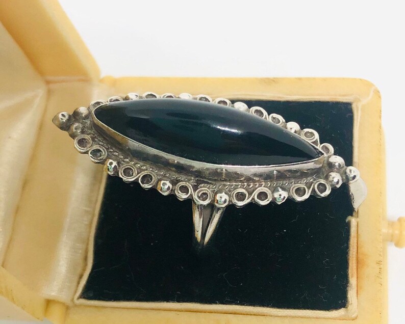 Large Sterling Silver Mexico Onyx Ring Ornate Crown Mark Sz 6.5 Vintage Jewelry
