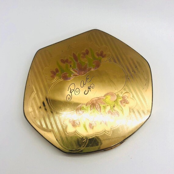 Vintage Gold Plated Powder Compact: Engraved Floral Design