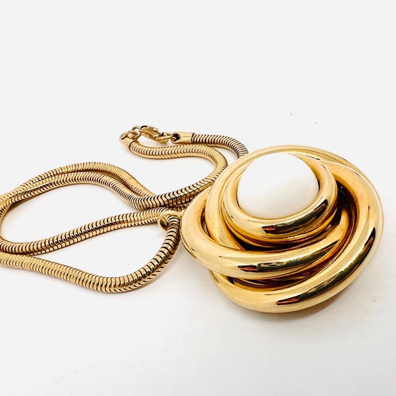 Large Knotted Gold Tone White Cabochon Necklace S… - image 6