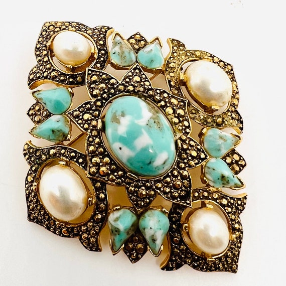 Sarah Coventry Faux Turquoise & Pearl Brooch Sign… - image 2
