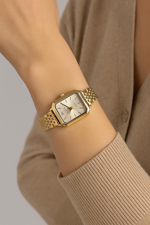 Gold Square Face Women’s Watch – Vintage Inspired Bracelet Watch – Elegant Everyday Quartz Timepiece”