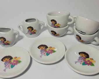 Juego de té de Dora la Exploradora 2011