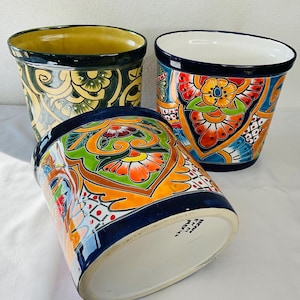 Talavera trash can