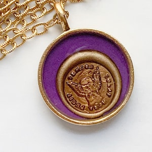 Hourglass with Wings Wax Seal Necklace with Latin Sentiment