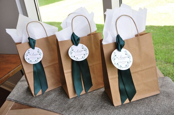 what to include in wedding hotel gift bags