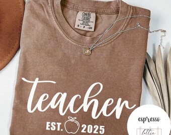 Kindergarten Teacher Shirts, Custom Teacher Shirt, Personalized Teacher Shirt, Back to School Shirt, Teacher  1st Day Tshirt, Comfort Colors