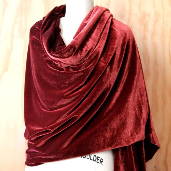 velvet ki shawl