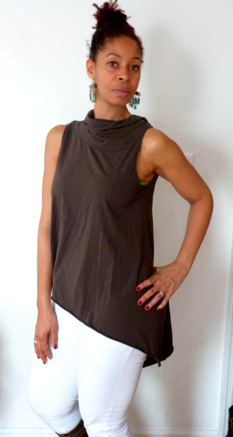 Muzan Long Sleeve Top in Rayon Jersey Chocolate Brown