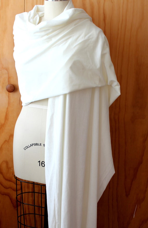 White velvet sale shawl